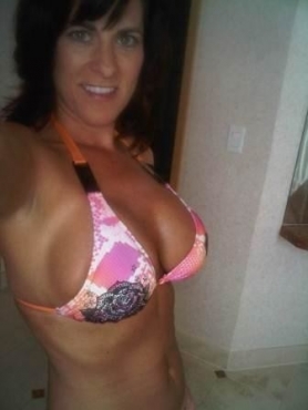 Dressing Room Mature - #11